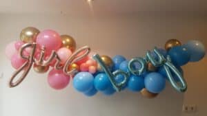 geslacht bekend maken met reveal gender party ballonslinger organic 300x169 - Gender Reveal Party ballondecoraties